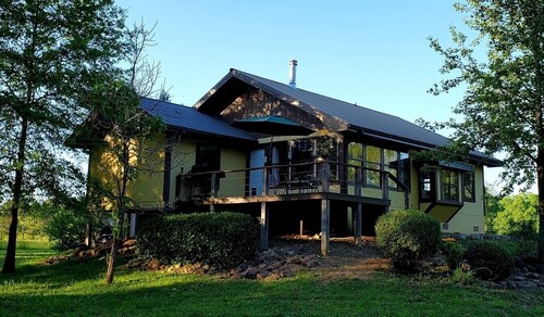 Secluded Getaway ! ! - Eagle Creek Cottage -  Pet friendly!