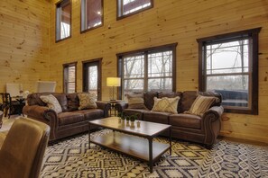 Video games, foosball - ​🎉 TWO SIDE BY SIDE  POOL CABINS 👙 2 GAME ROOMS  🕹️ 2 INDOOR POOLS 📽️ THEATER (Sevierville)