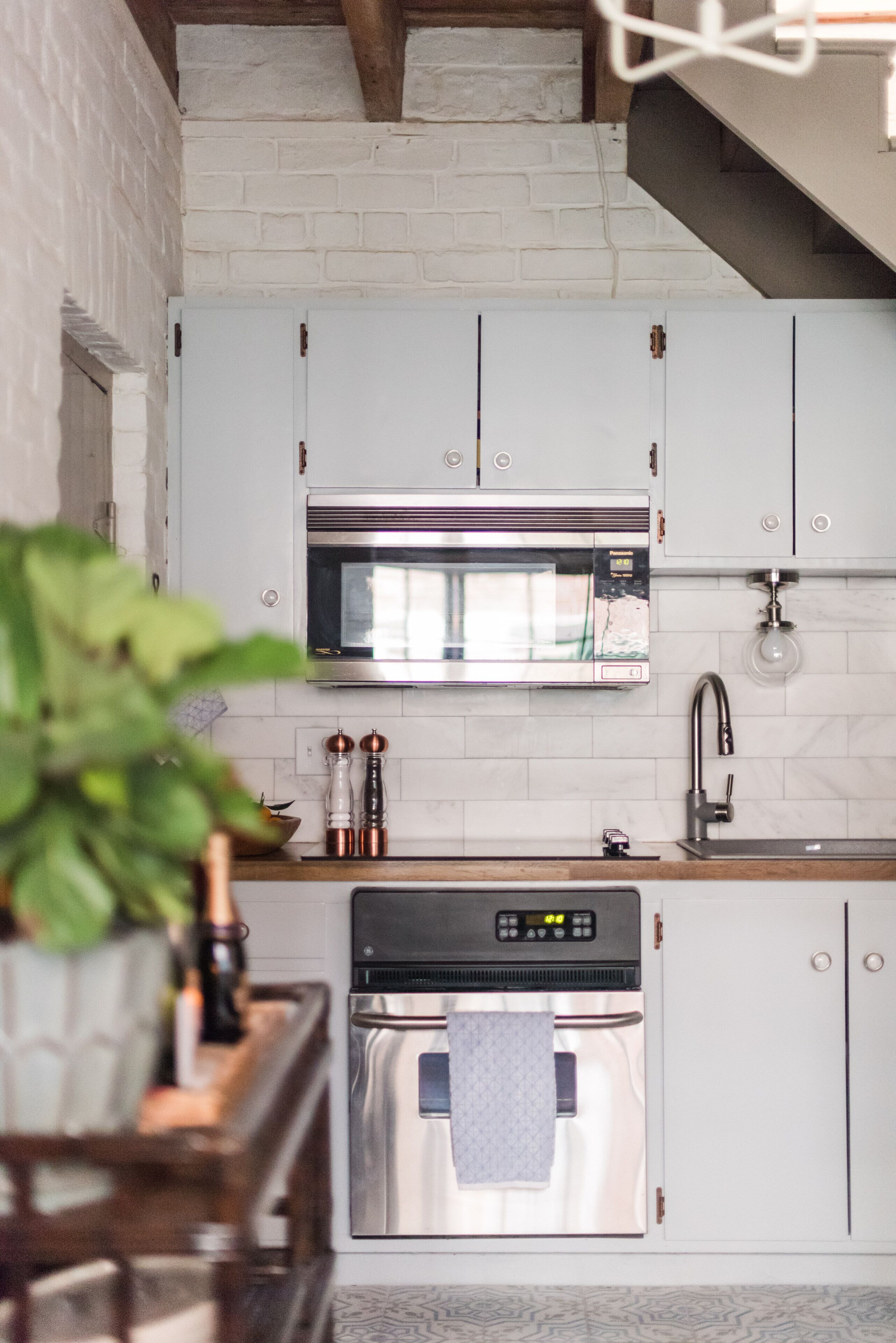 Charming, Chic Two-Story Carriage House near Forsyth Park by Lucky Savannah