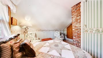 4 habitaciones, escritorio, tabla de planchar con plancha y wifi gratis