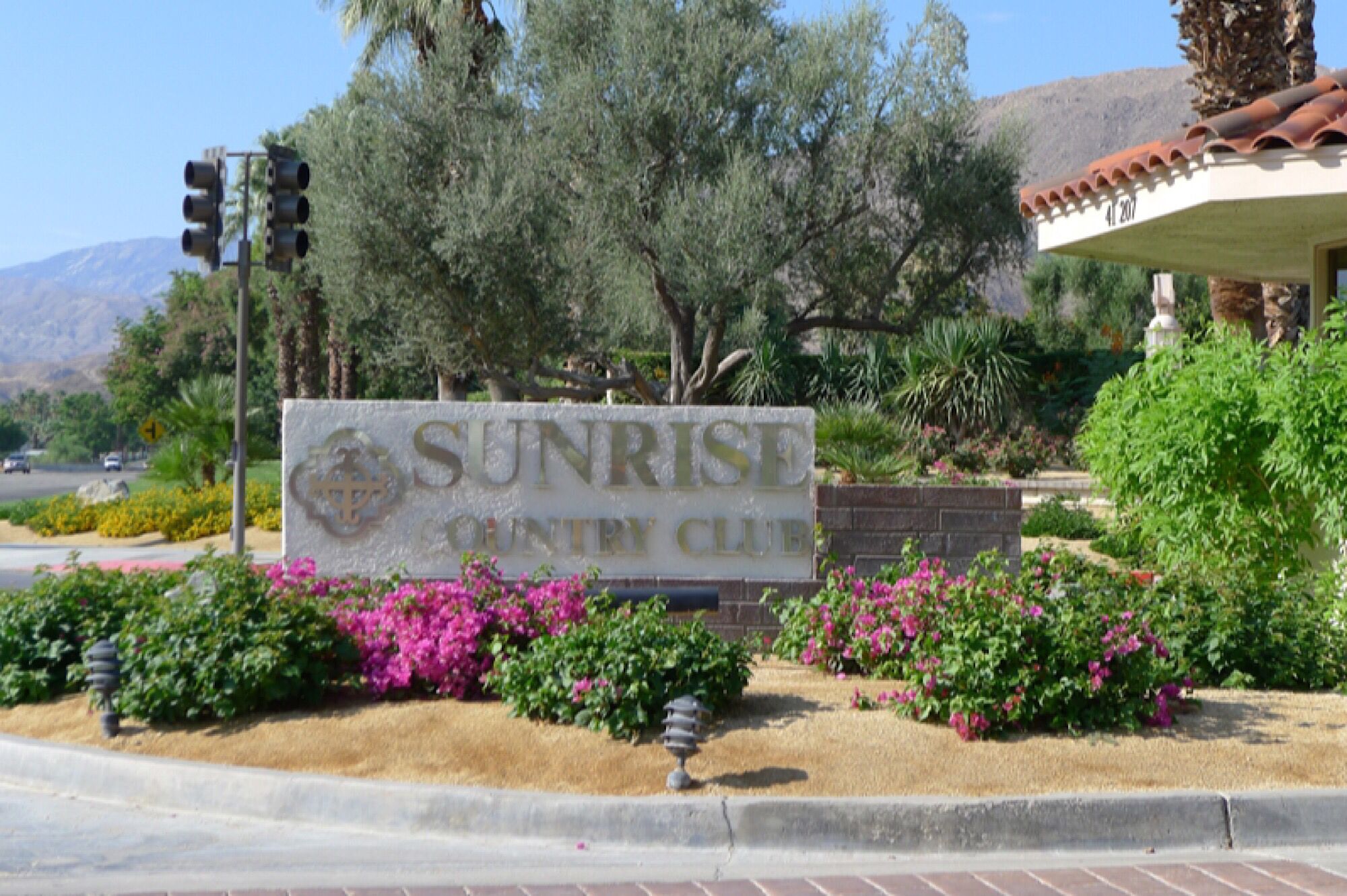 Lovely CONDO in RANCHO MIRAGE ~ Sunrise Country Club