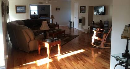 The Boathouse, A World Class Vacation / Hunting And Fishing Lodge