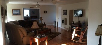 The Boathouse, una casetta di classe mondiale per vacanze / caccia e pesca