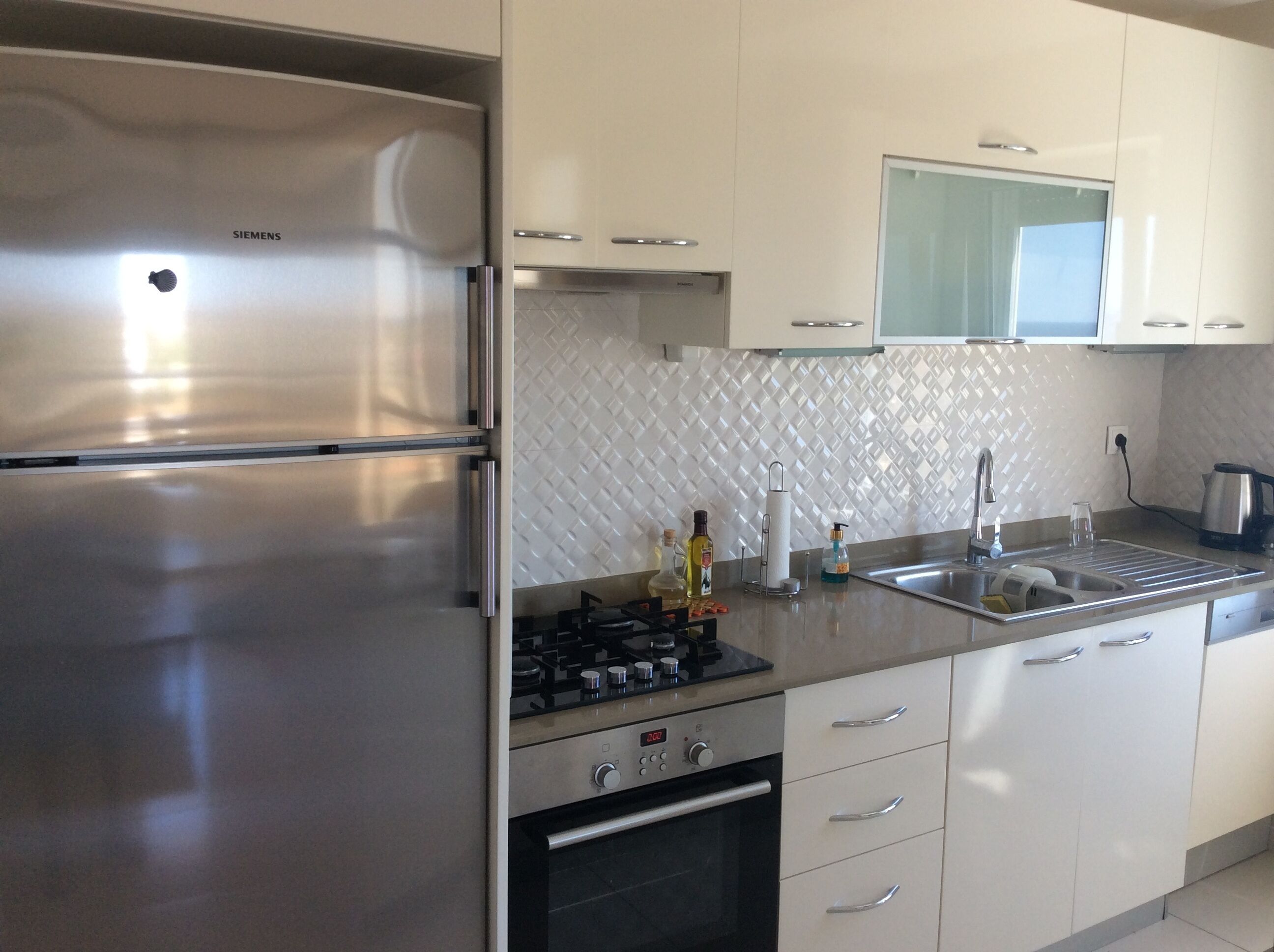 Duplex, Penthouse, Private Beach, 24hrs security, swimming pool, fitness room 