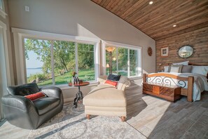 5 Schlafzimmer, Bügeleisen/Bügelbrett, Reisekinderbett, WLAN