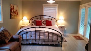 1 bedroom, bed sheets