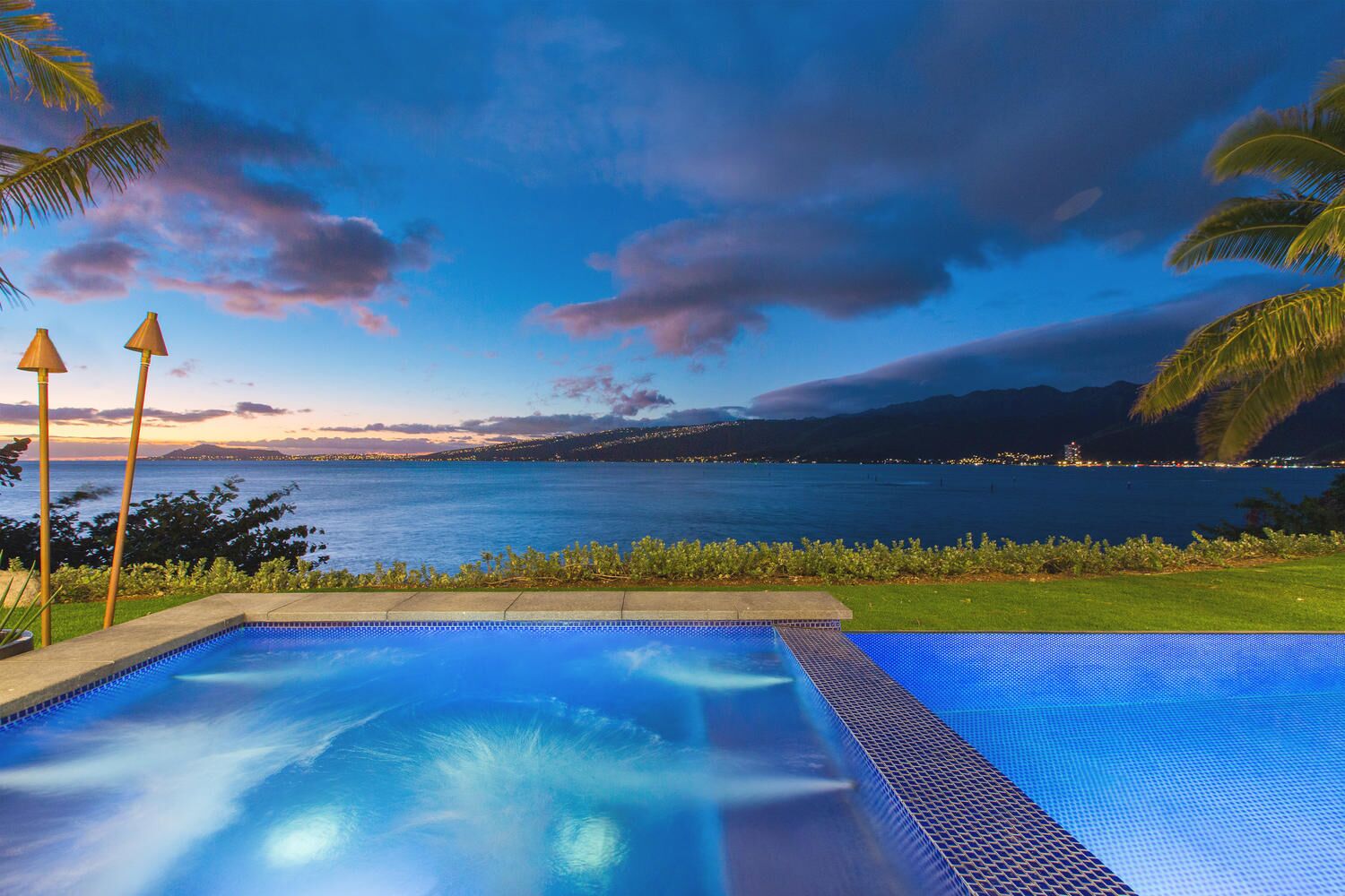 10% Off Summer Special!  Luxury Oceanfront Estate: Ocean House