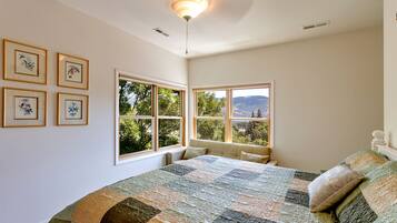 2 多间卧室、办公桌、熨斗/熨衣板、免费 WiFi