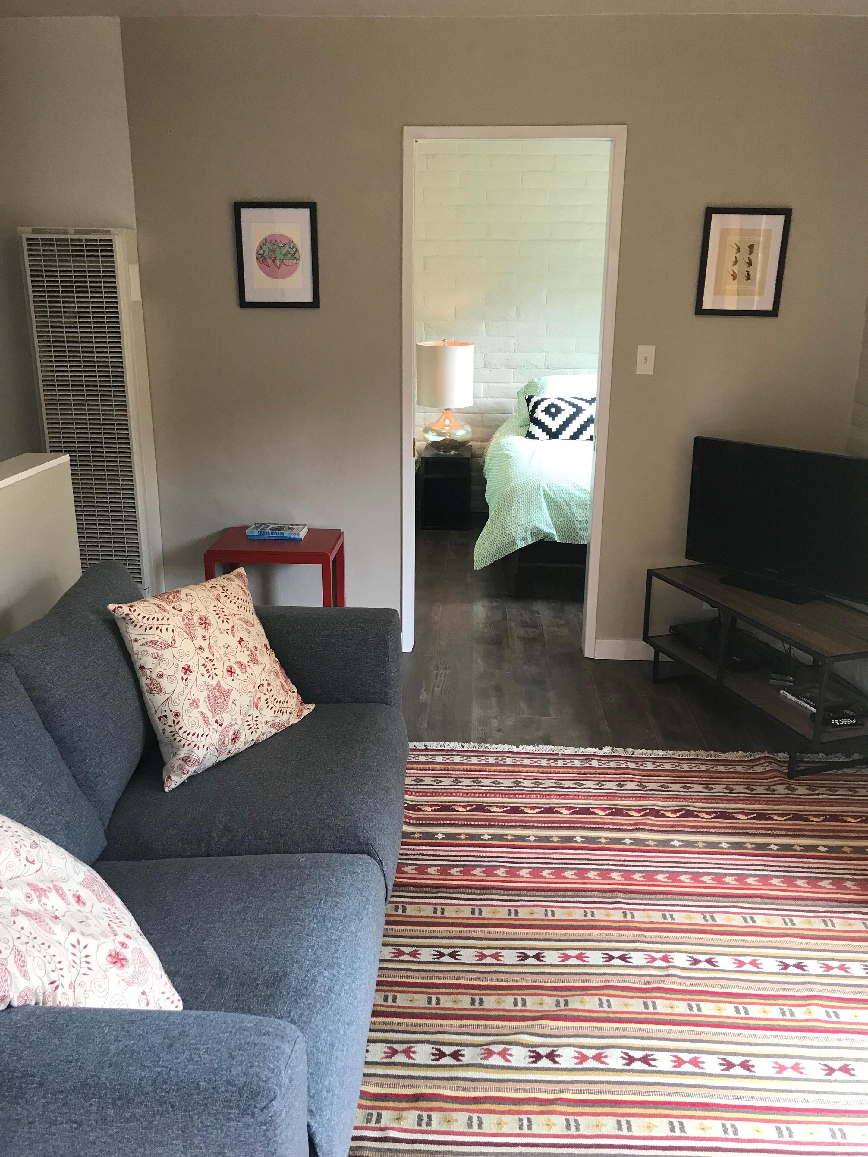 Hirschdale Hideaway on the Truckee River - Fly Fishing, Skiing, Hiking, Biking