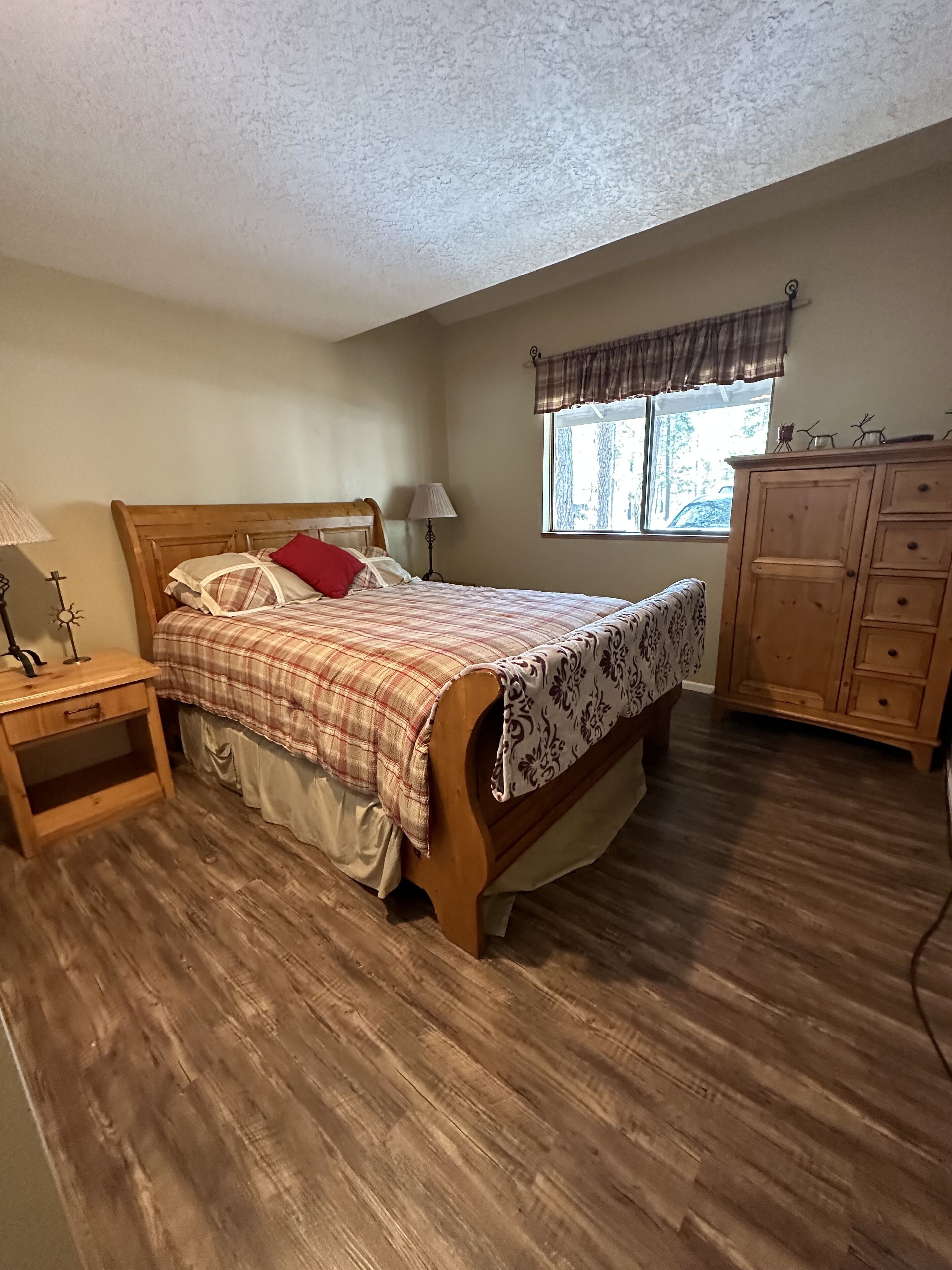 SHARC passes, Wi-Fi, BBQ, Hot tub, Tons of kids activities 