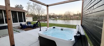 NASH Lakehouse 5 bedroom 30 mins to downtown 