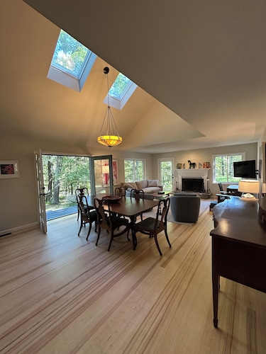 NEW RENO, HIGH FALLS, near Mohonk preserve, New Paltz, Kingston