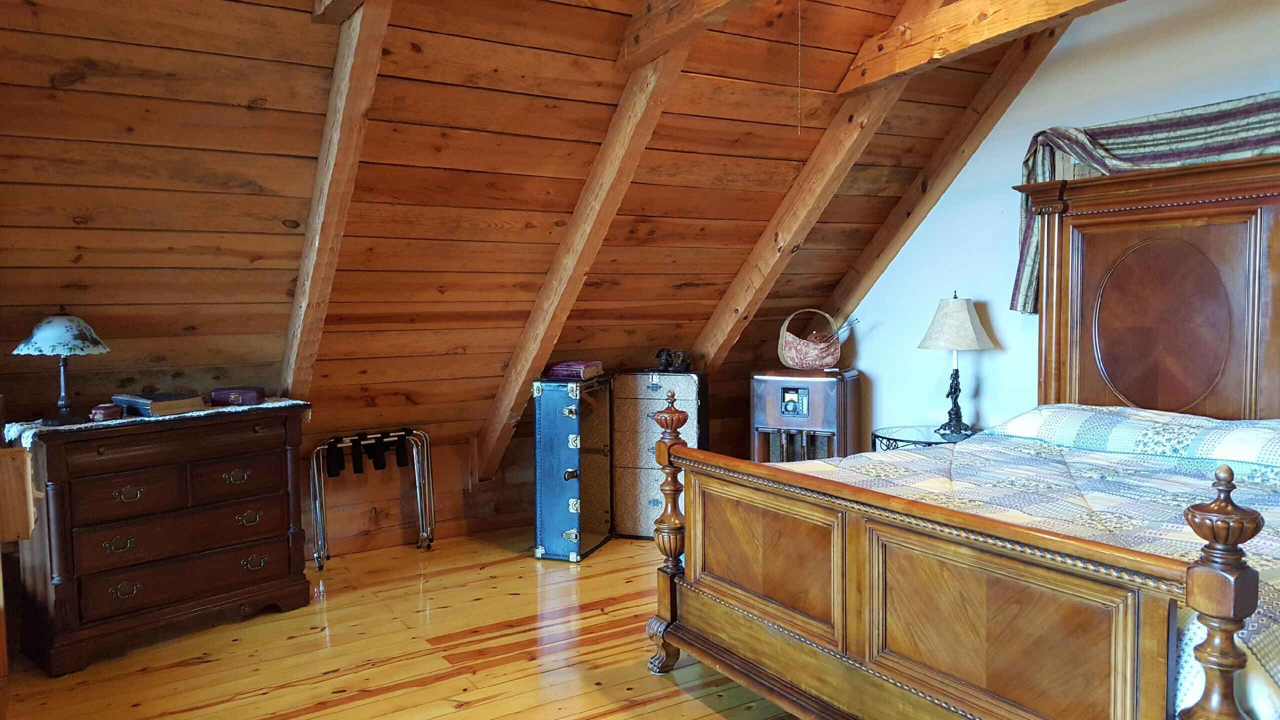 Cabin with beautiful view, on 'Peaceful Side of the Smokies'