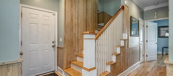 SEA WASH - PRIVATE POOL AND HOT TUB 5 BR 5 1/2 BATH