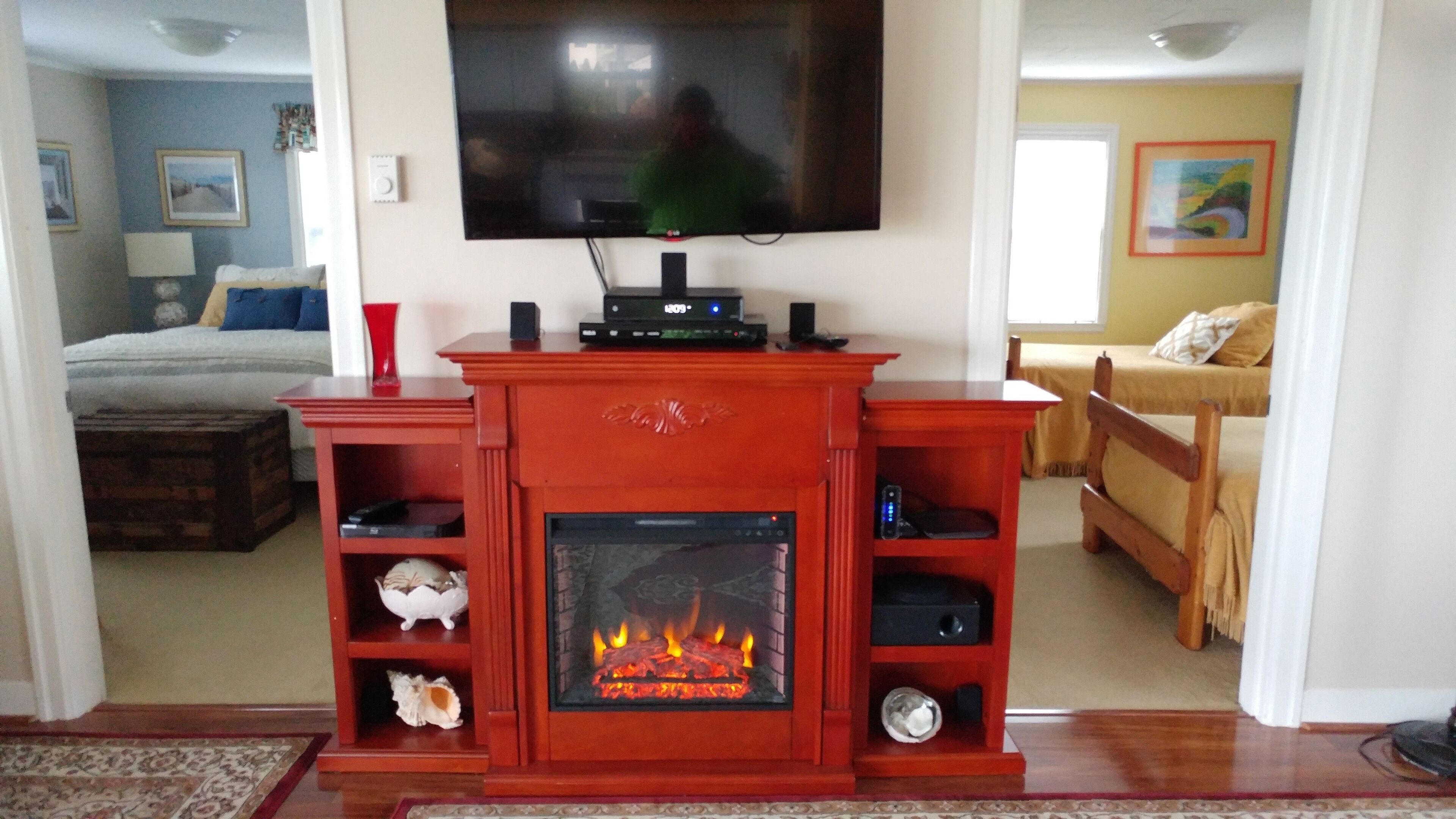 Port Hadlock Between Port Townsend and Port Ludlow<br>105 Yarr Rd. <br>98339