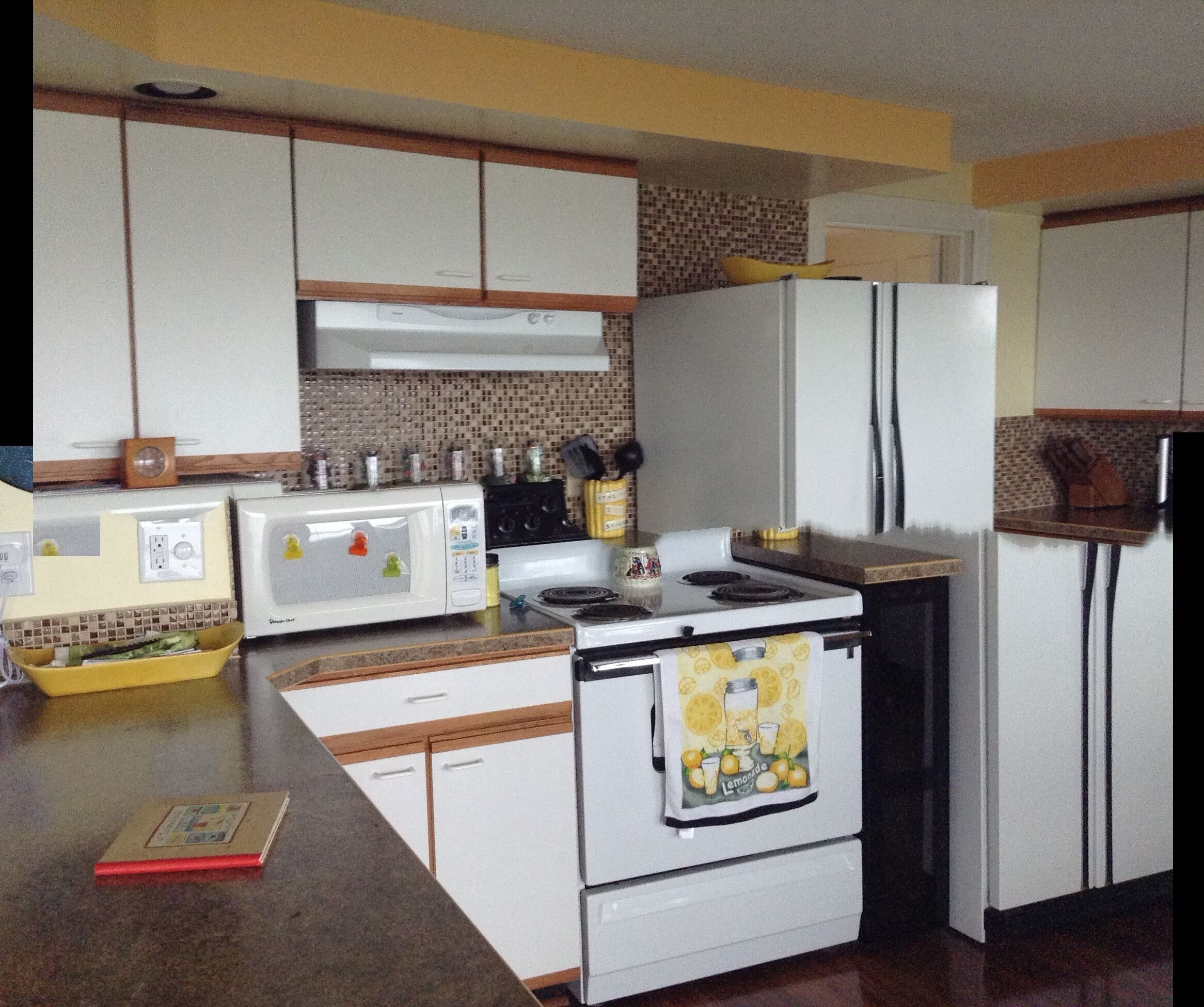 Port Hadlock Between Port Townsend and Port Ludlow<br>105 Yarr Rd. <br>98339