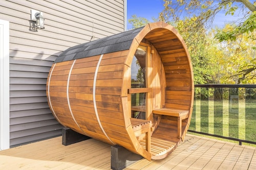 Amazing Wine-Country Retreat With Hot Tub