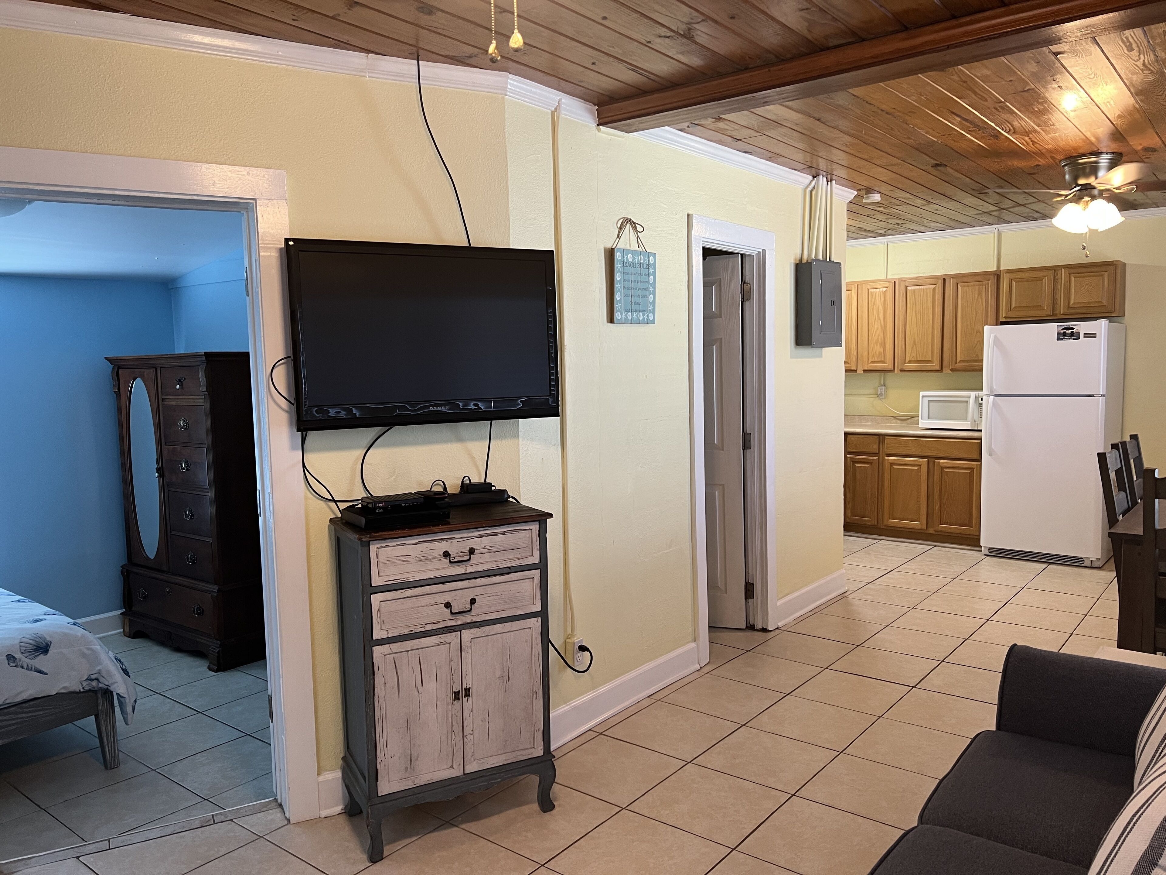 Perfect for Couple's Getaway or Small Family