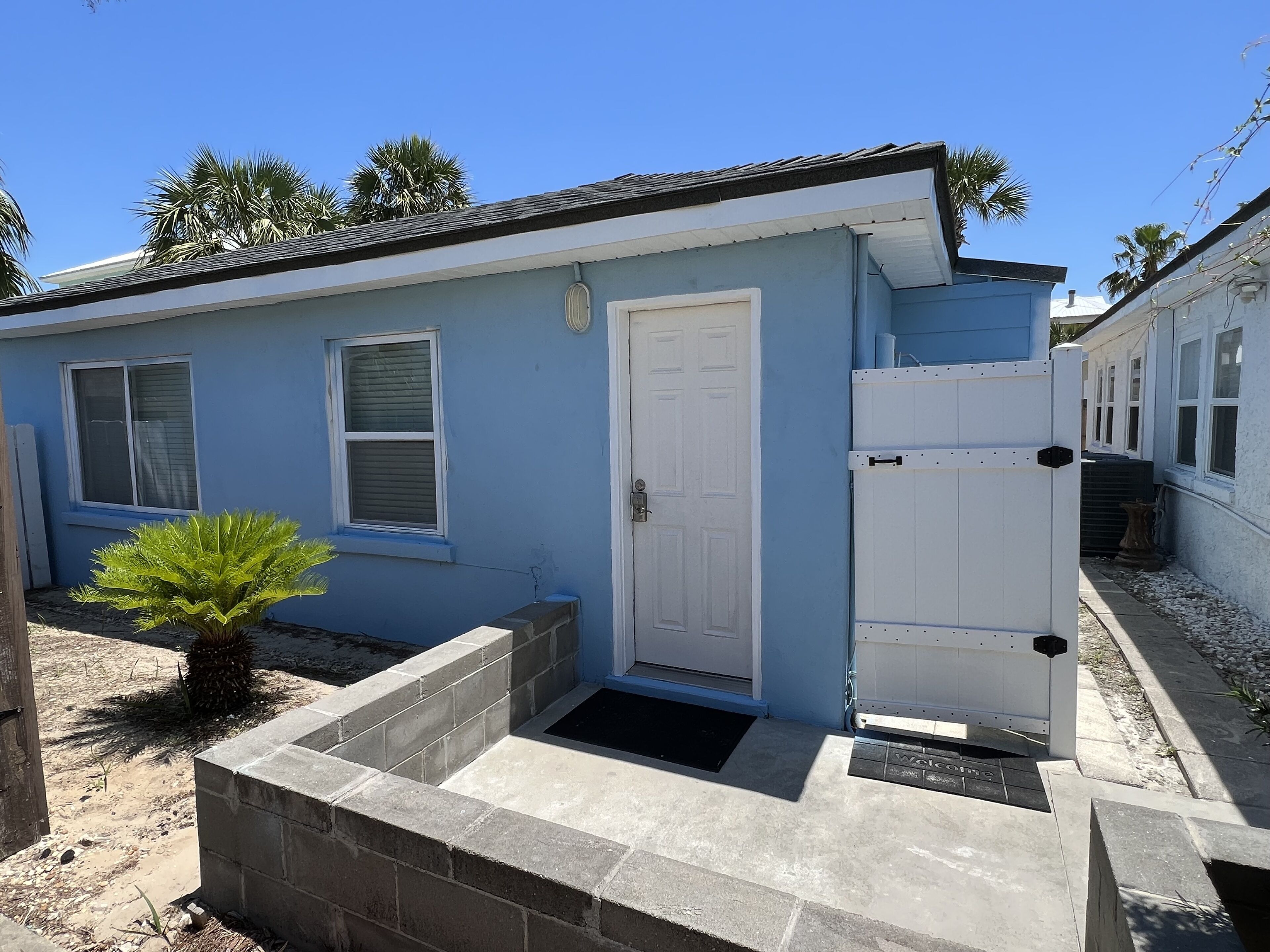 Perfect for Couple's Getaway or Small Family