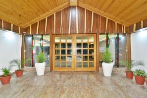 Property entrance - SS Resorts (Dalhousie)