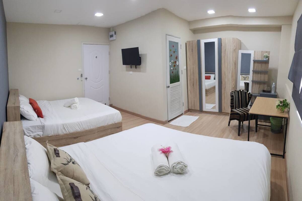 Standard Quadruple Room