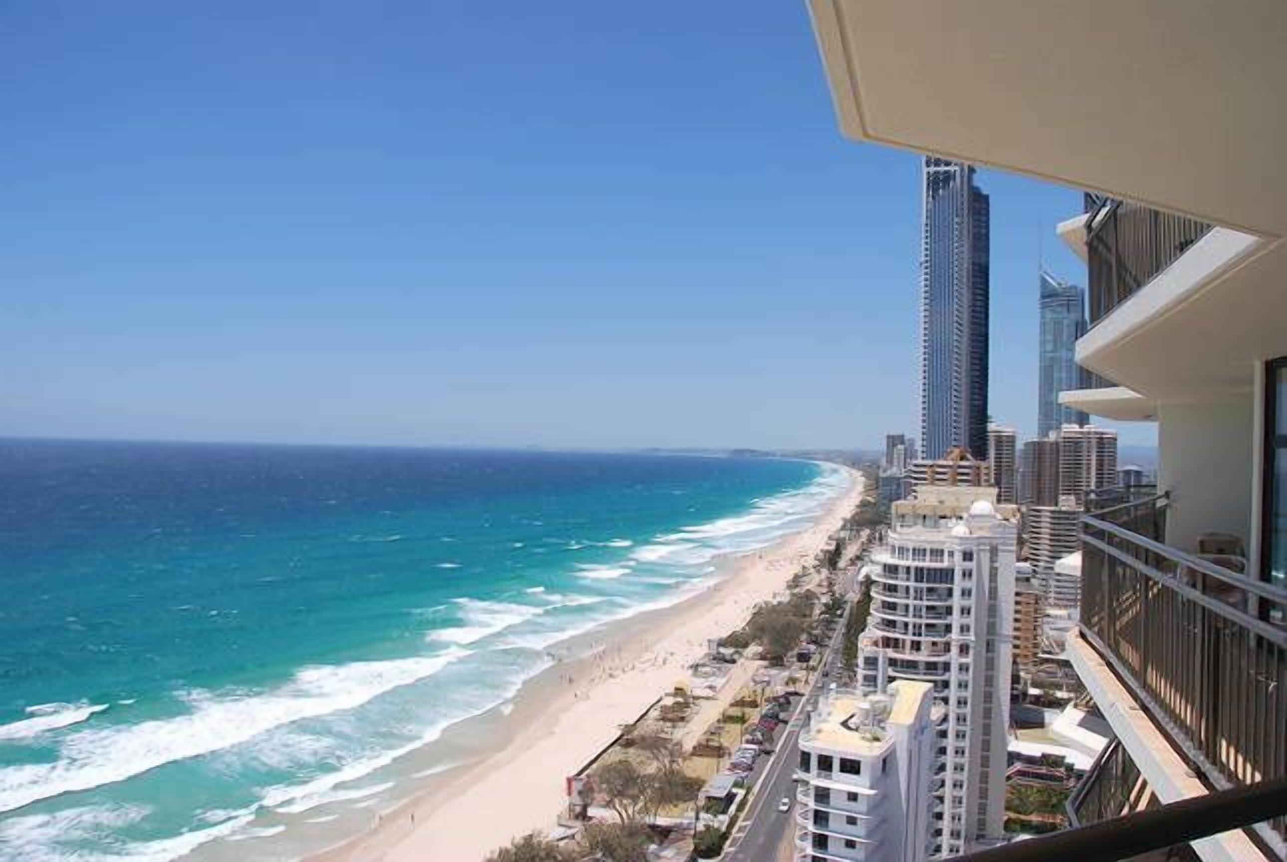 Imperial Surf - 27th floor — image 9