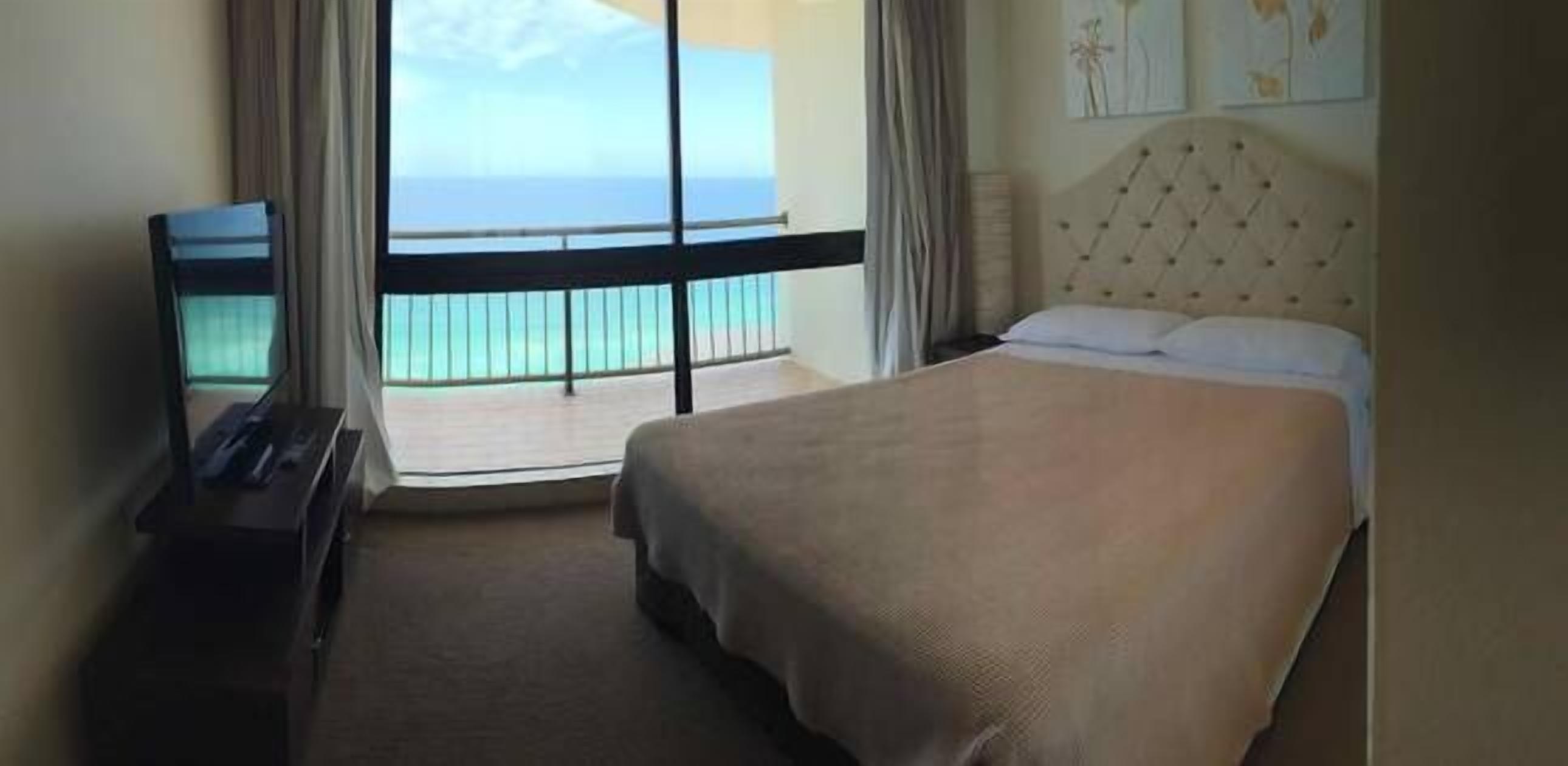 Imperial Surf - 27th floor — image 2