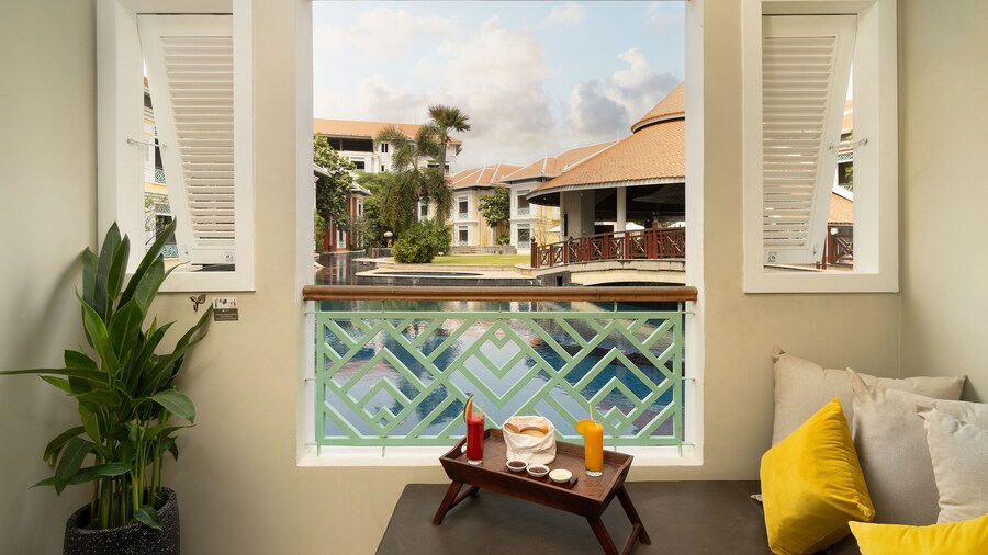 The Royal Family Suites by Memoire Palace Resort & Spa