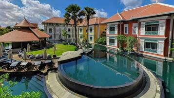 Fachada de la propiedad