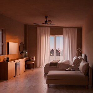Honeymoon Studio Suite | Minibar, in-room safe, desk, laptop workspace - Regina Hotel (Kissamos)