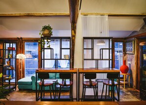 Living area - East Inn (Huairou)