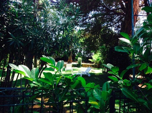 Studio en bord de mer dans résidence avec parc et piscine