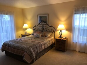 4 Schlafzimmer, Bügeleisen/Bügelbrett, WLAN