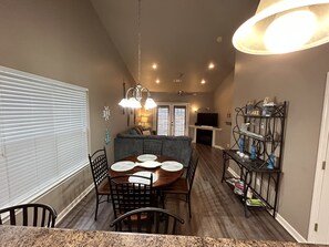 تناول الطعام