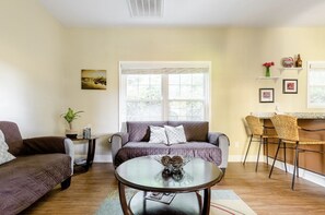 Smart TV, DVD player