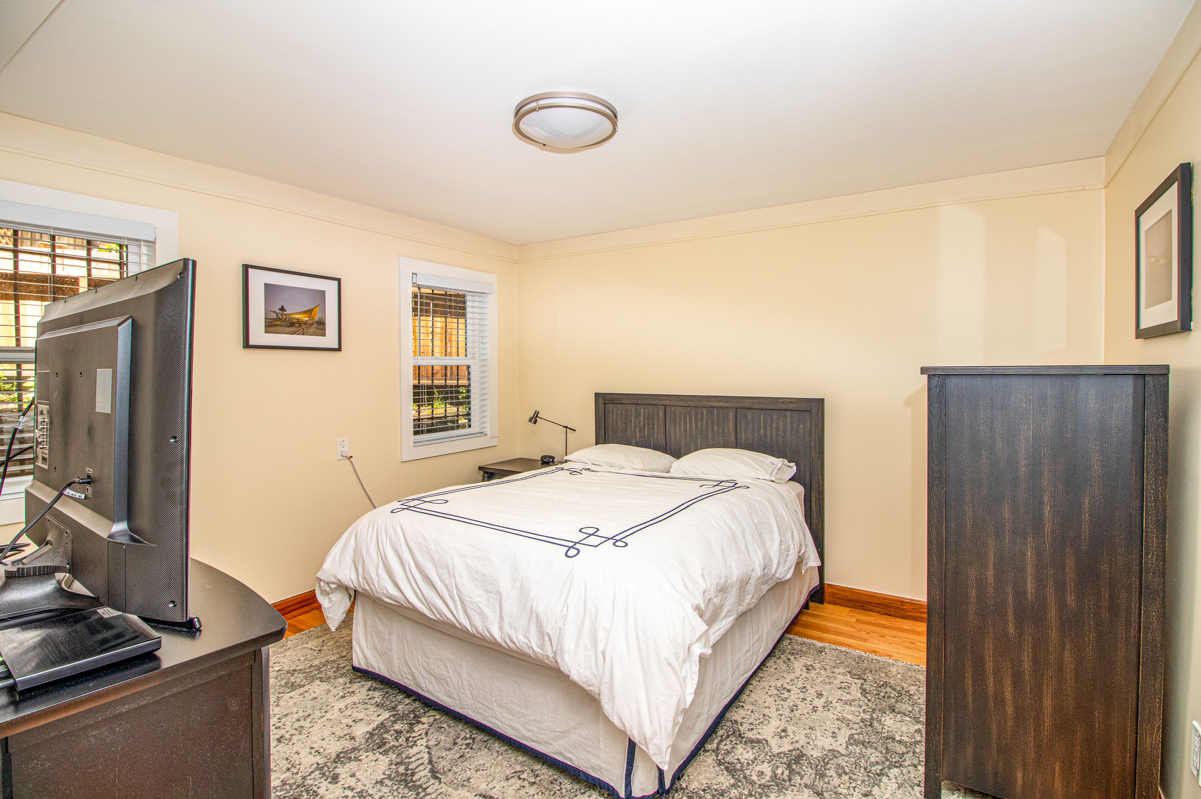 Marina One Bedroom Private Garden Apartment