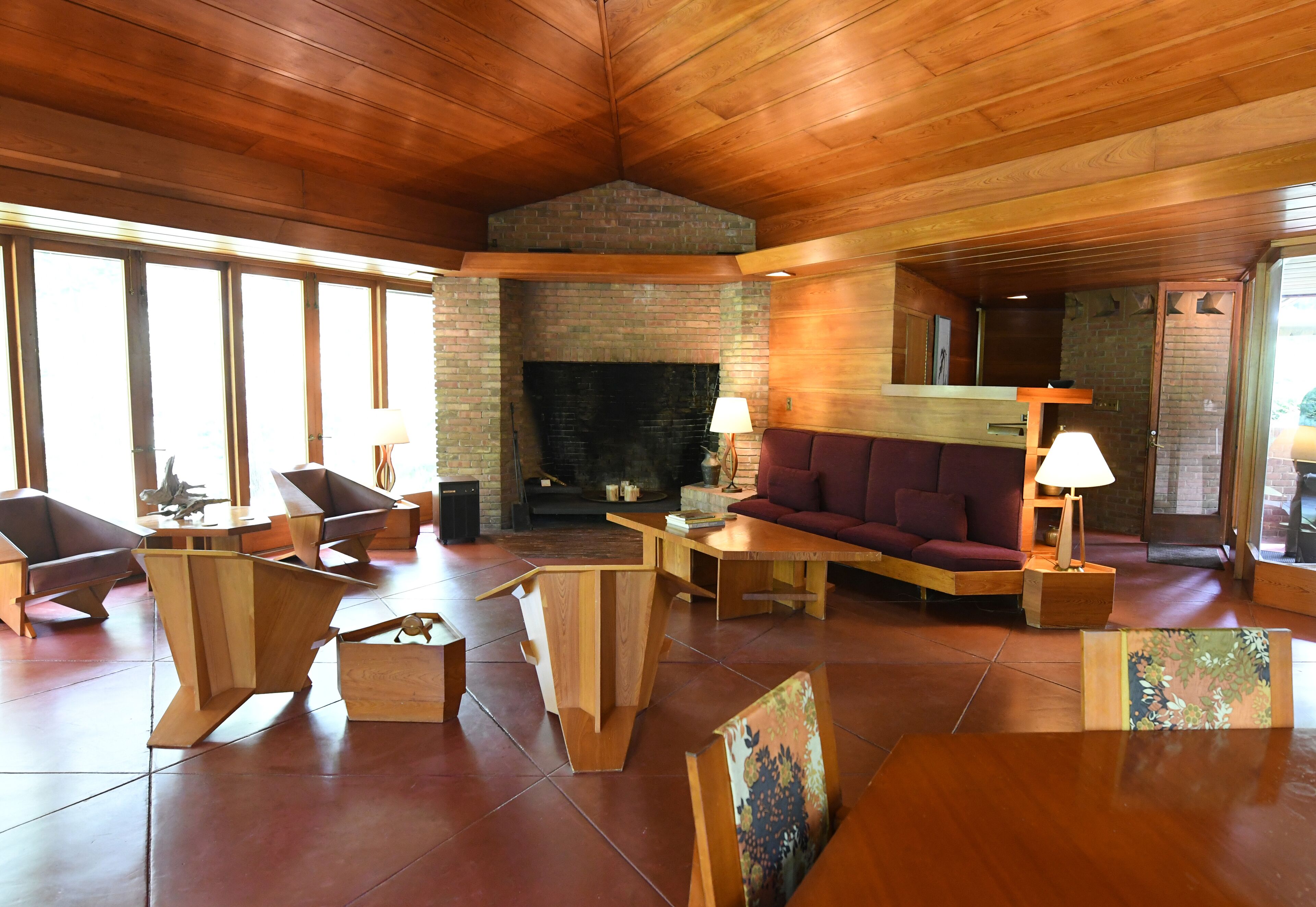 Original Frank Lloyd Wright Secluded Home With Tea House