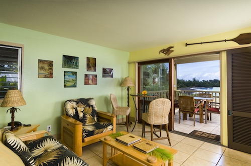 Partial Oceanview #107 at Hana Kai Maui - 1 Bedroom, corner unit