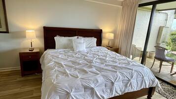 Bügeleisen/Bügelbrett, Reisekinderbett, kostenloses WLAN, Bettwäsche