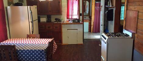Microwave, oven, stovetop, coffee/tea maker