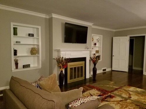 TonKytketty Nostalgia-Super lähellä kaupungin sykettä