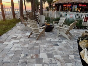 Property grounds - Calypso 704E T1 Beachfront Family Haven, Spacious w/ Free Beach Chair Srv (Panama City Beach)