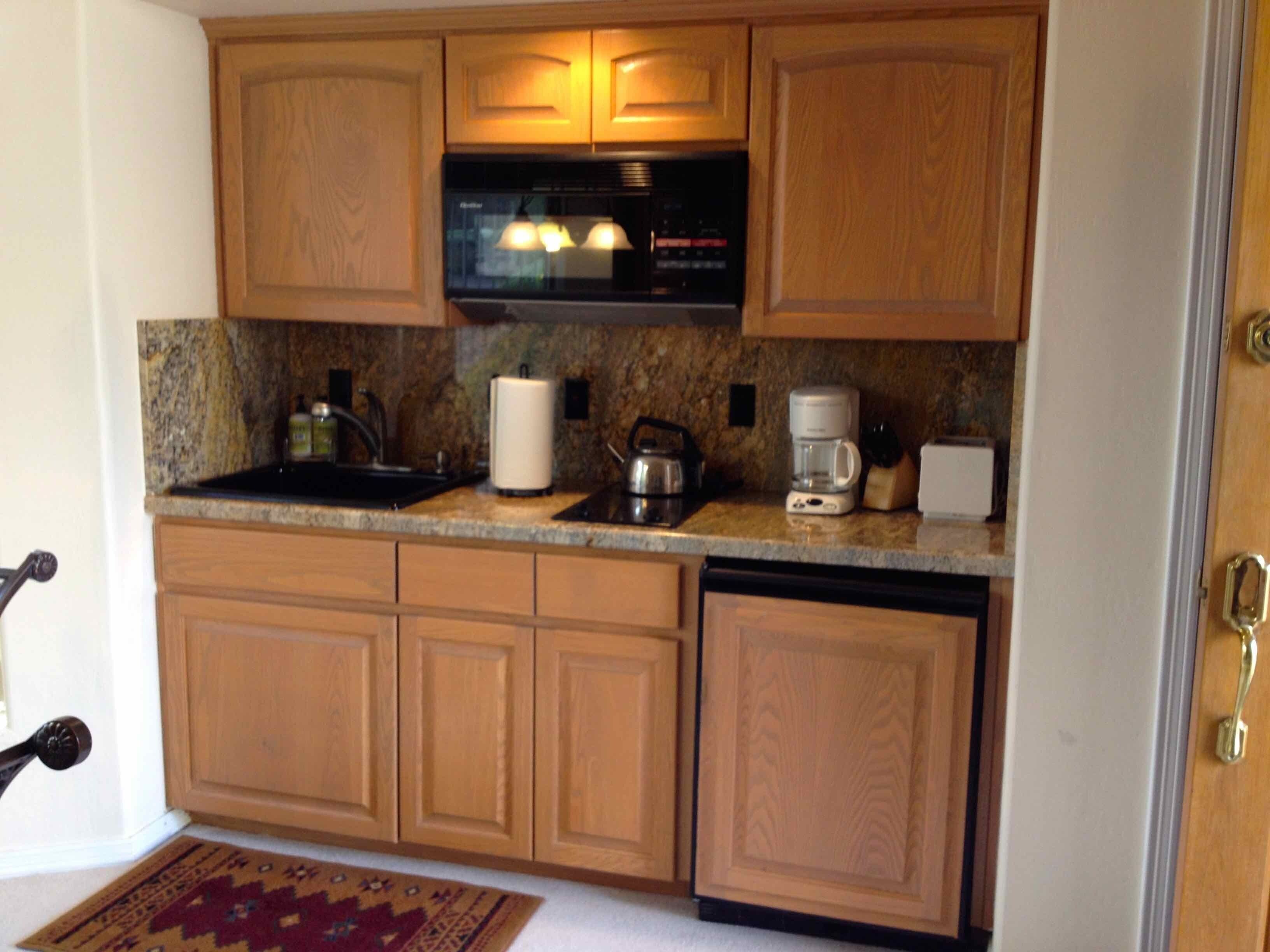 Private guest house near TPC Golf, Car Shows, Spring Training, and hiking trails