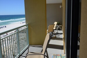Property grounds - Listen to waves! BEDROOM GULF FRONT!         FREE beach chairs & covered parking (fort walton beach)