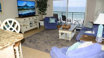 Smart TV, libros, servicios de streaming y videoteca