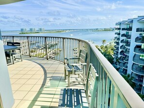 Outdoor dining - Experience The Best Unit In The Area! Large Penthouse Suite With AMAZING View! (Orange Beach)
