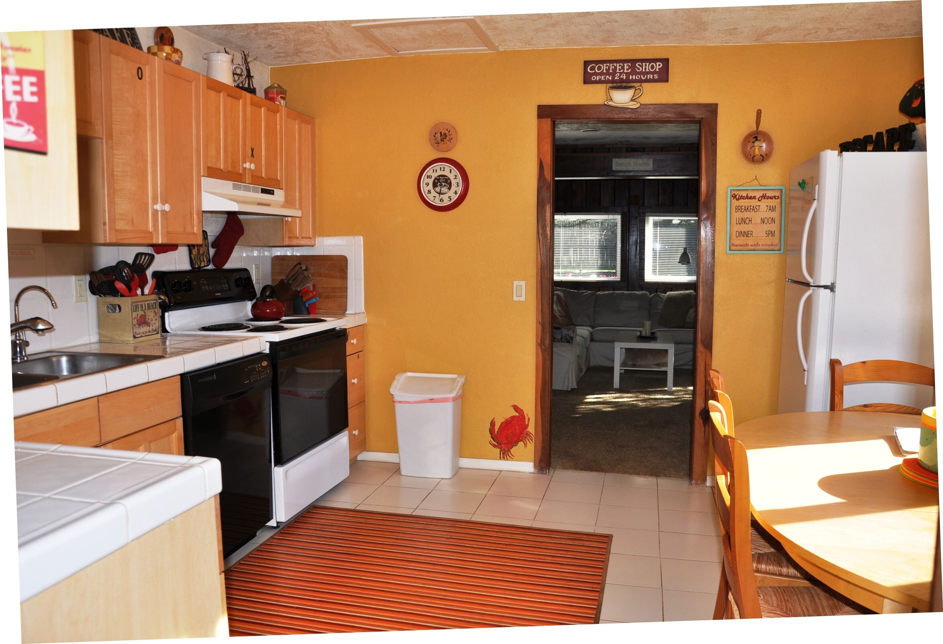 Driftwood Bungalow MENDOCINO COAST Ocean Front, Private Path to Beach HOT TUB