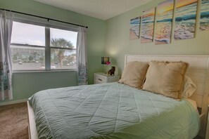 2 dormitorios, tabla de planchar con plancha, wifi y ropa de cama