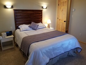 2 bedrooms, WiFi, bed sheets, wheelchair access