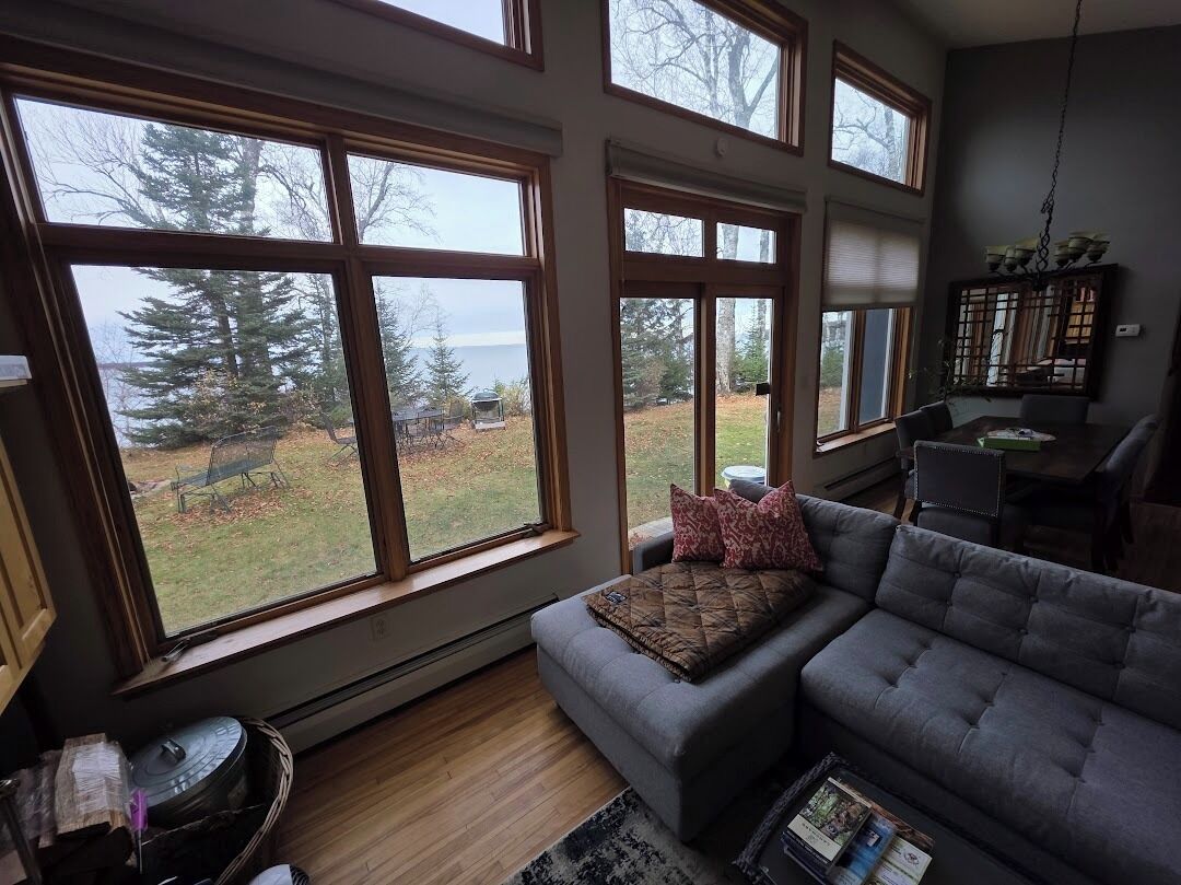 TV, fireplace, music library, stereo